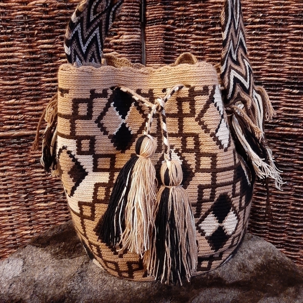 Wayuu Mochila Bucket Bag Tassels Aztec Boho Festival Southwestern Western 70s